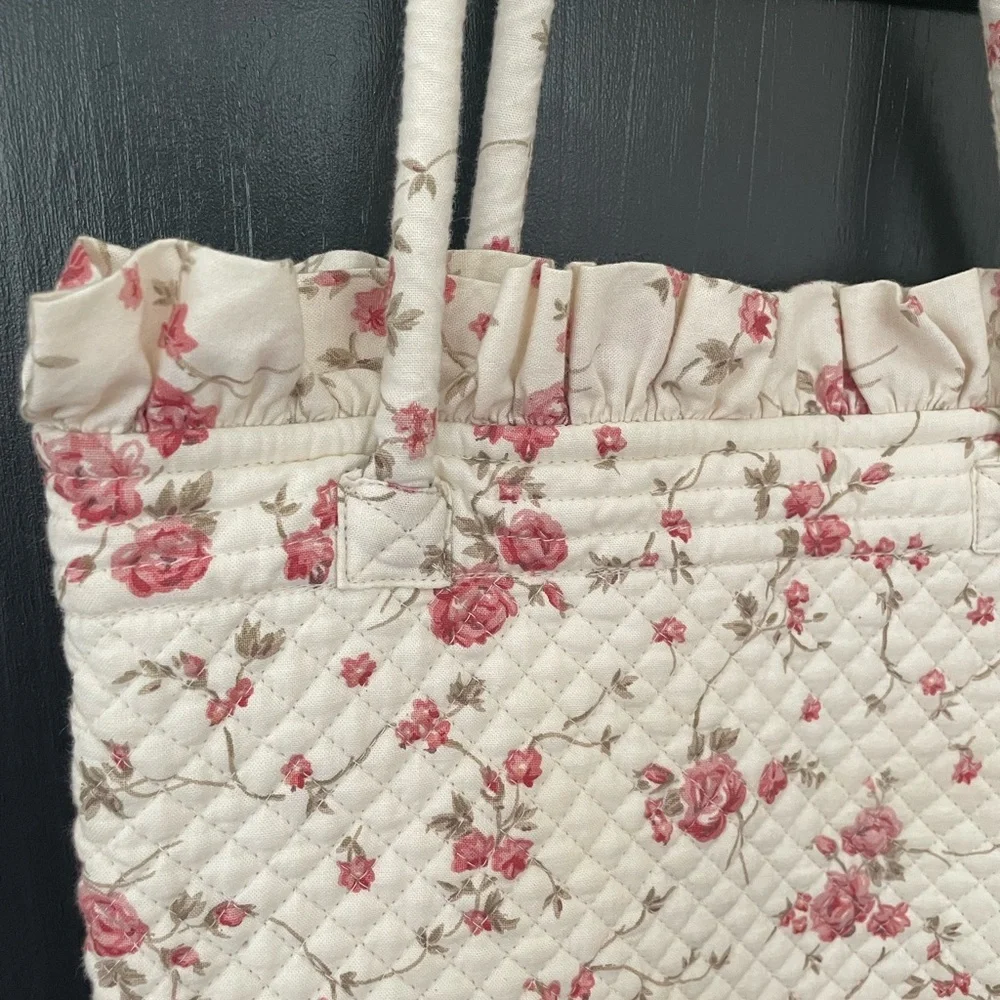 Walton & Co Ltd Floral Quilted Tote Bag - Pink and Cream - Picture 4 of 7